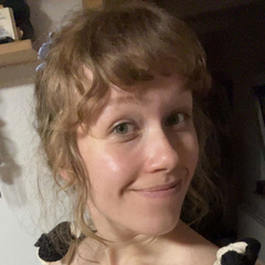 zoeluna22